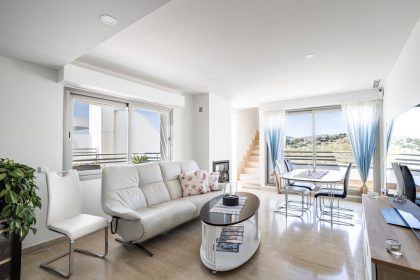 dc2762ffcd0e9d56b358d2d9431bf8a4 - 17