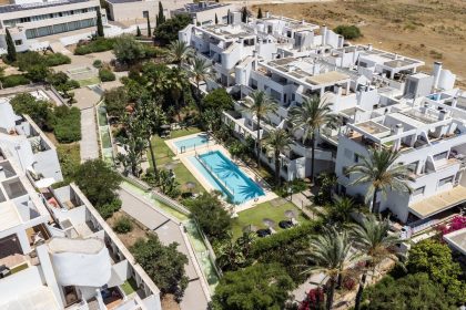 dc2762ffcd0e9d56b358d2d9431bf8a4 - 27