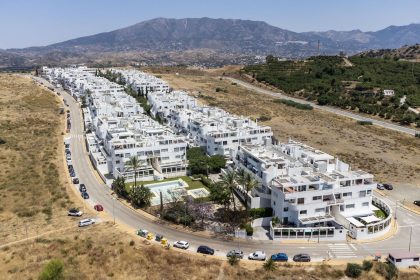 dc2762ffcd0e9d56b358d2d9431bf8a4 - 30