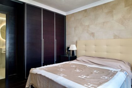 dcd8b7c89d47bd41a6a8916eff808231 - 11