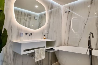 dcd8b7c89d47bd41a6a8916eff808231 - 14