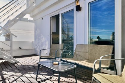 dcd8b7c89d47bd41a6a8916eff808231 - 20