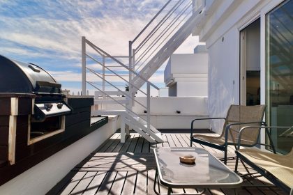 dcd8b7c89d47bd41a6a8916eff808231 - 21