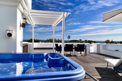 dcd8b7c89d47bd41a6a8916eff808231 - 25