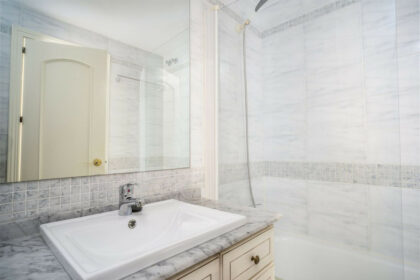 deb5e841213e2e0d5c68ee7273ad4c3d - 19