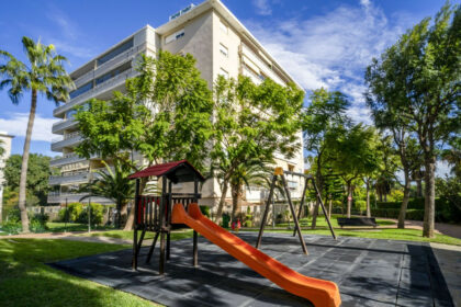 deb5e841213e2e0d5c68ee7273ad4c3d - 32