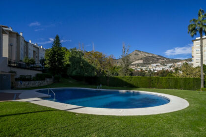 deb5e841213e2e0d5c68ee7273ad4c3d - 34