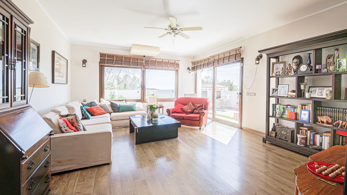 ded0a0ccdb156e802f943923fc831ffe - 10