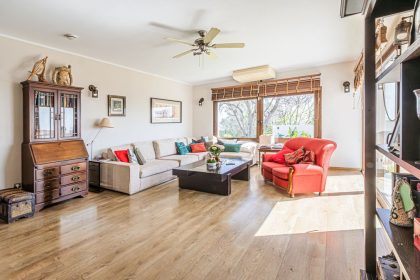 ded0a0ccdb156e802f943923fc831ffe - 12