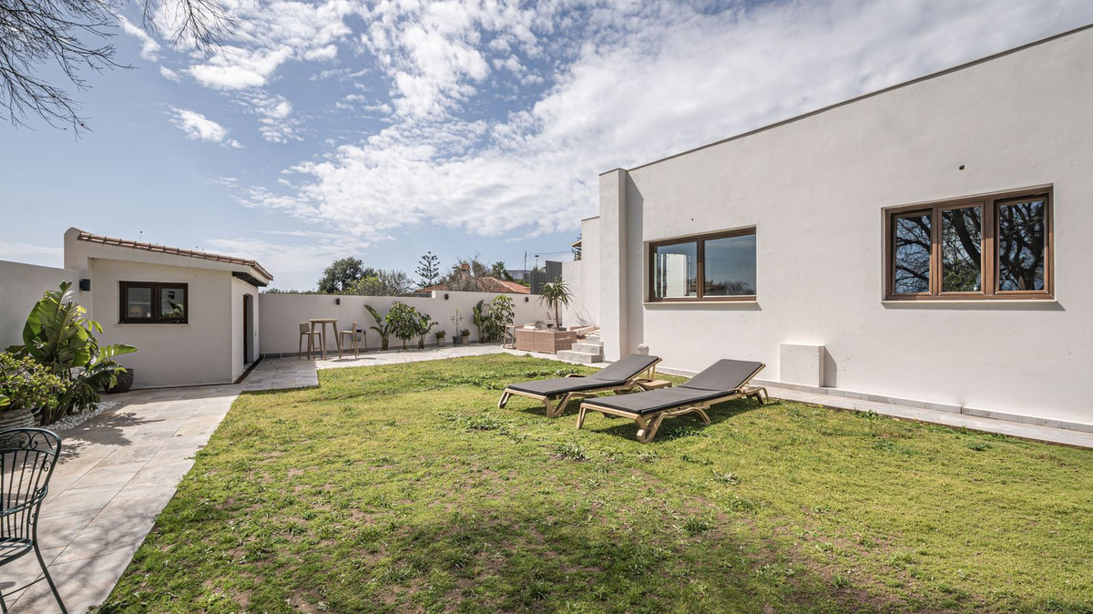 ded0a0ccdb156e802f943923fc831ffe - 2