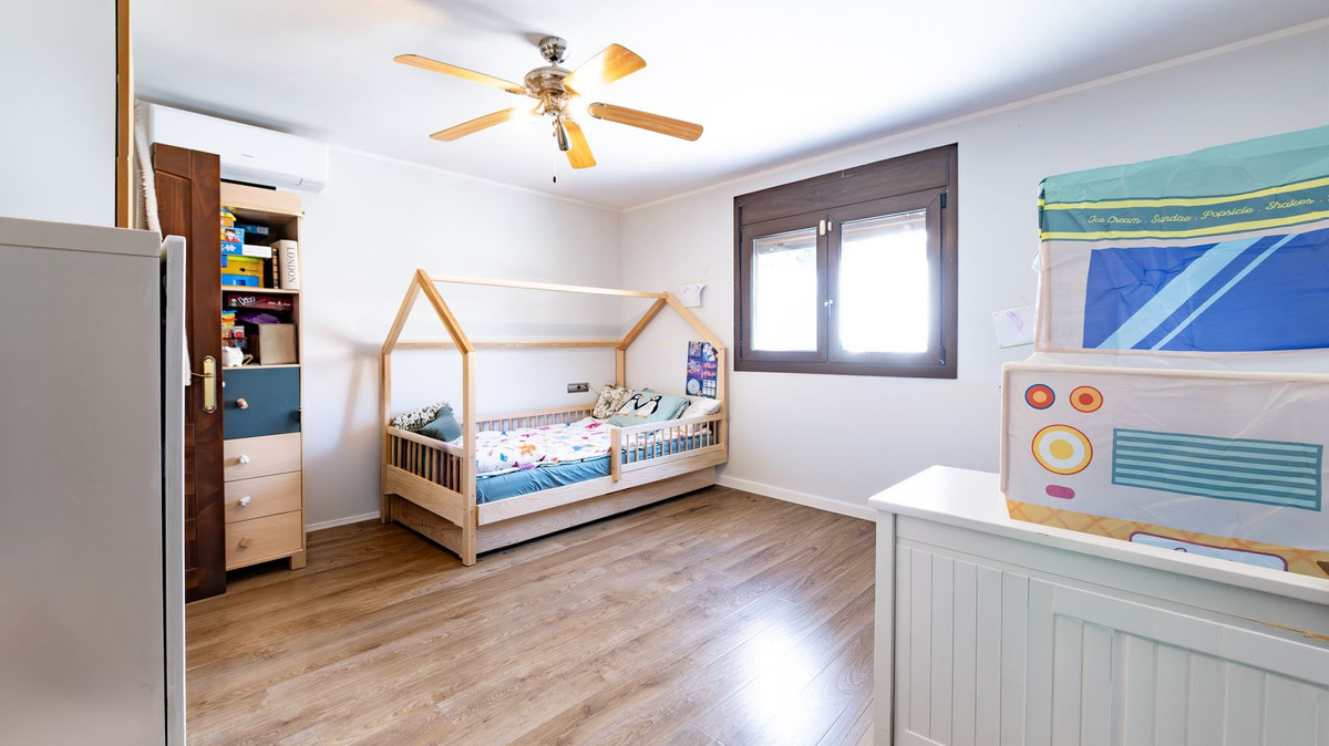 ded0a0ccdb156e802f943923fc831ffe - 5