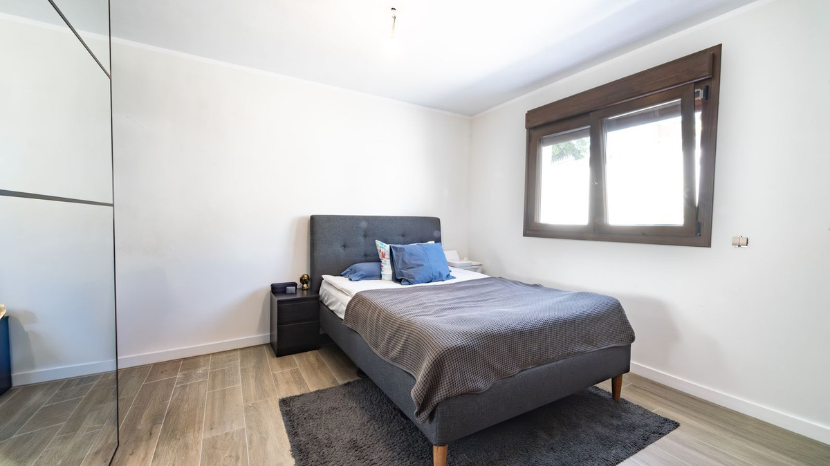 ded0a0ccdb156e802f943923fc831ffe - 6