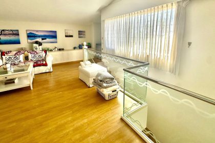 dedde3e531d85f7e9954fa2ea8df415b - 24