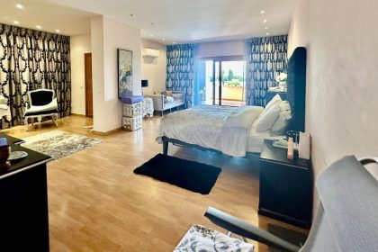 dedde3e531d85f7e9954fa2ea8df415b - 28