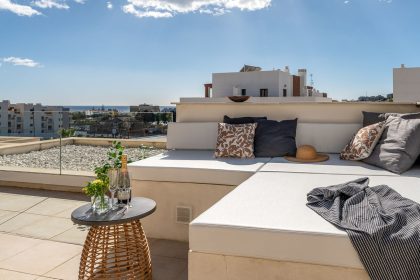 df10dcc32649f84ee6d3b47327ba7bf6 - 23