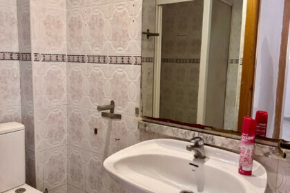 df893a92cb27f9eb579c83d89f5da96d - 12