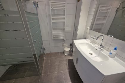 dfab4656ec698f031ac030439779d083 - 10