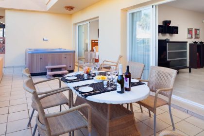 dfc7aa2b1289514e068194c64a817e79 - 8