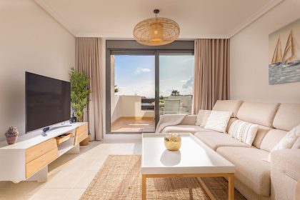 dffb50c13ede0e1bcfbcc993724806d6 - 4