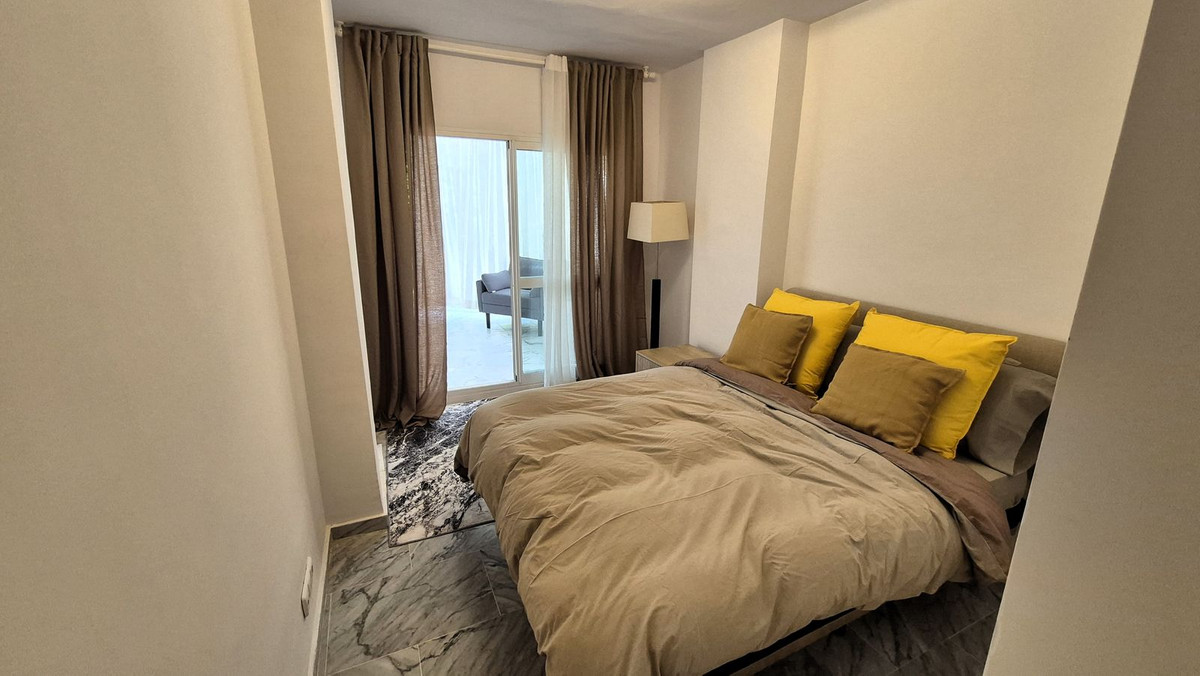 dffe695b992a08ac7c50cbaaccc2b834 - 22