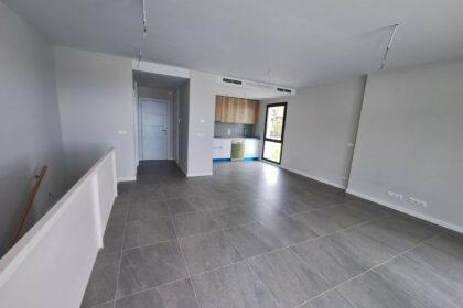 e093742c8f9344148b3323ef53b105c6 - 12