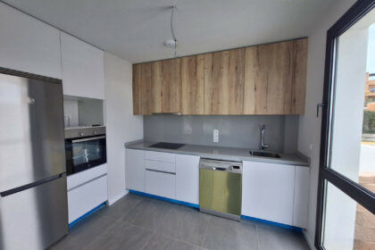 e093742c8f9344148b3323ef53b105c6 - 14