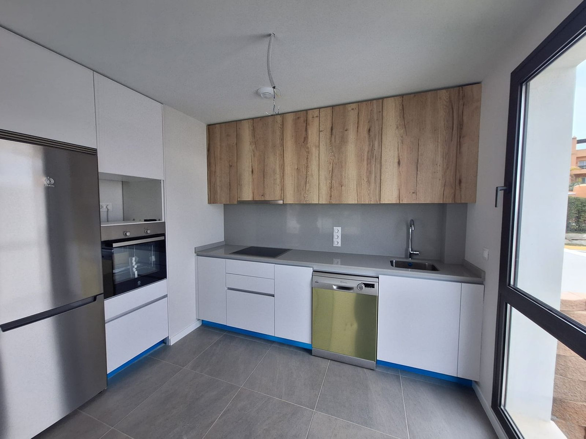 e093742c8f9344148b3323ef53b105c6 - 14