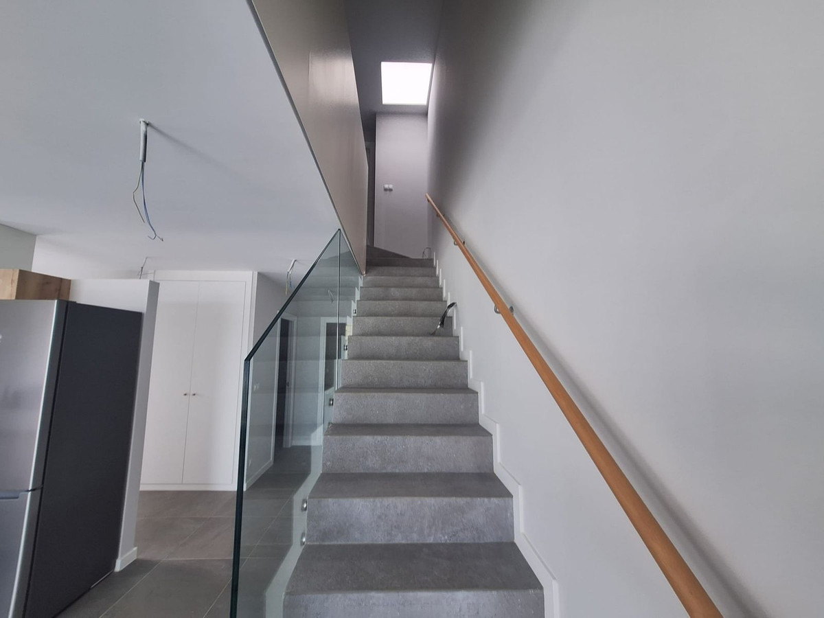 e093742c8f9344148b3323ef53b105c6 - 15