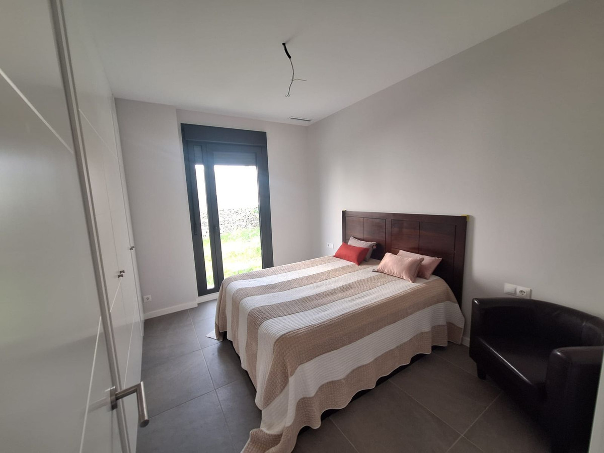 e093742c8f9344148b3323ef53b105c6 - 27