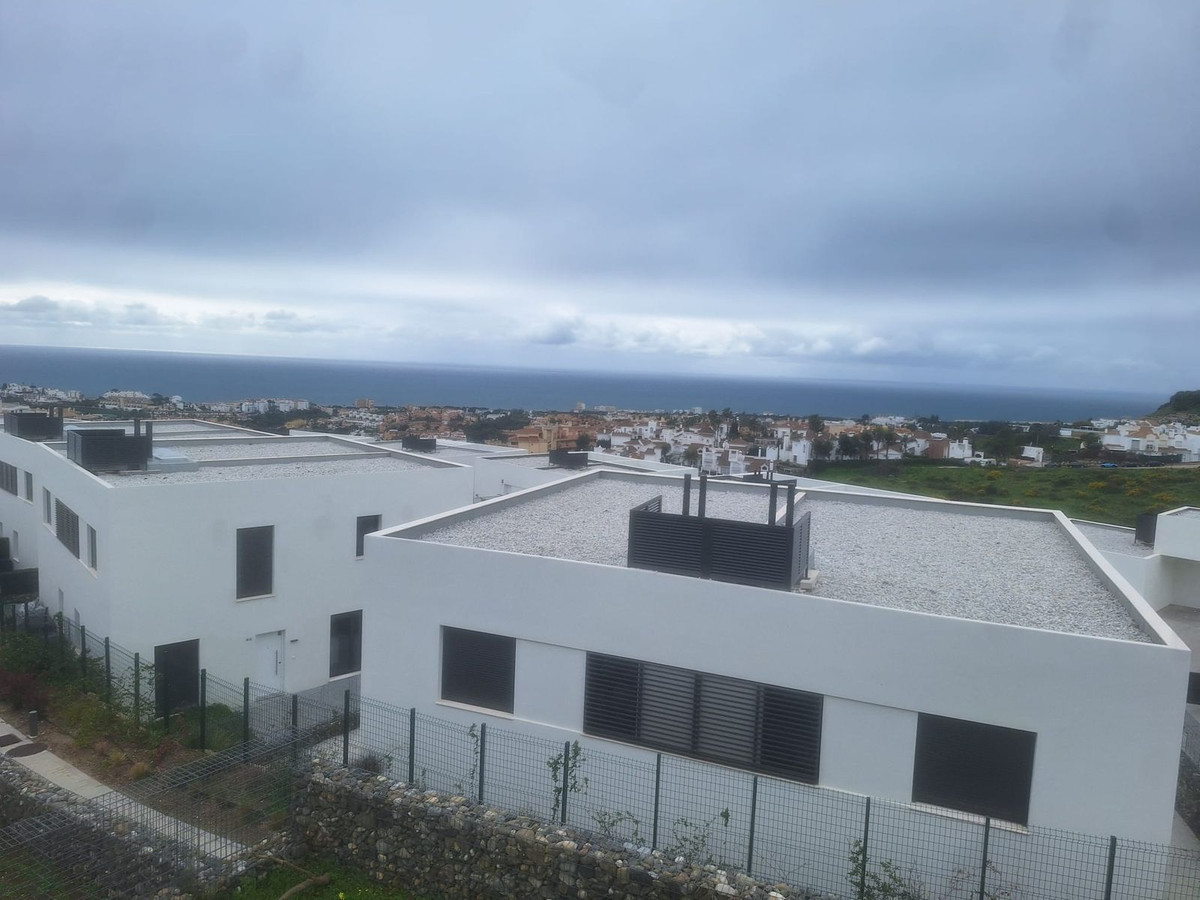 e093742c8f9344148b3323ef53b105c6 - 3