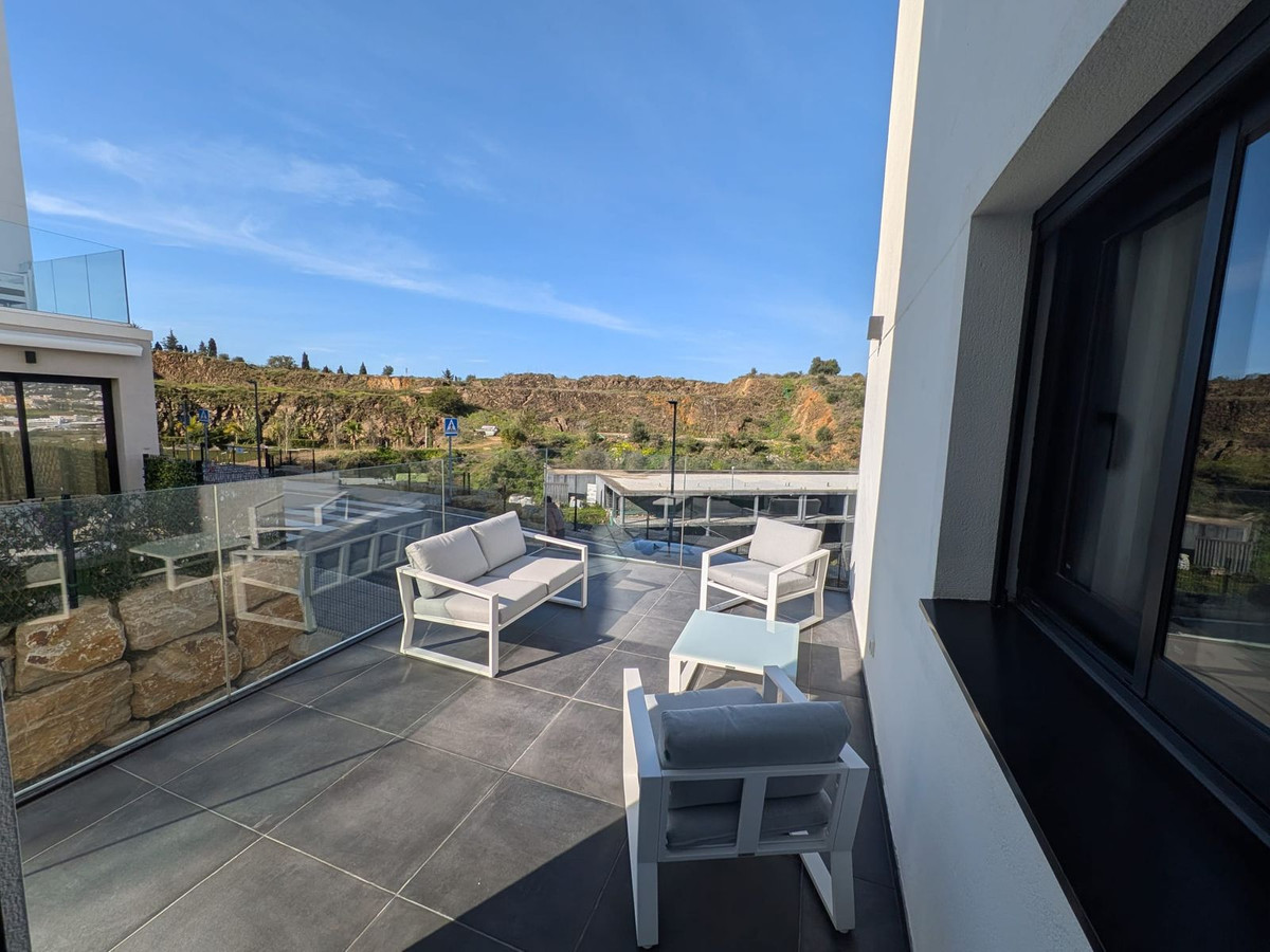 e0b5c77873ddde8932d8036e298da6fc - 12