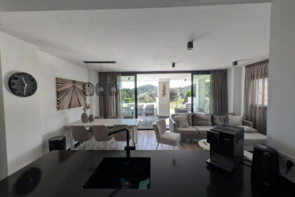 e0b5c77873ddde8932d8036e298da6fc - 17