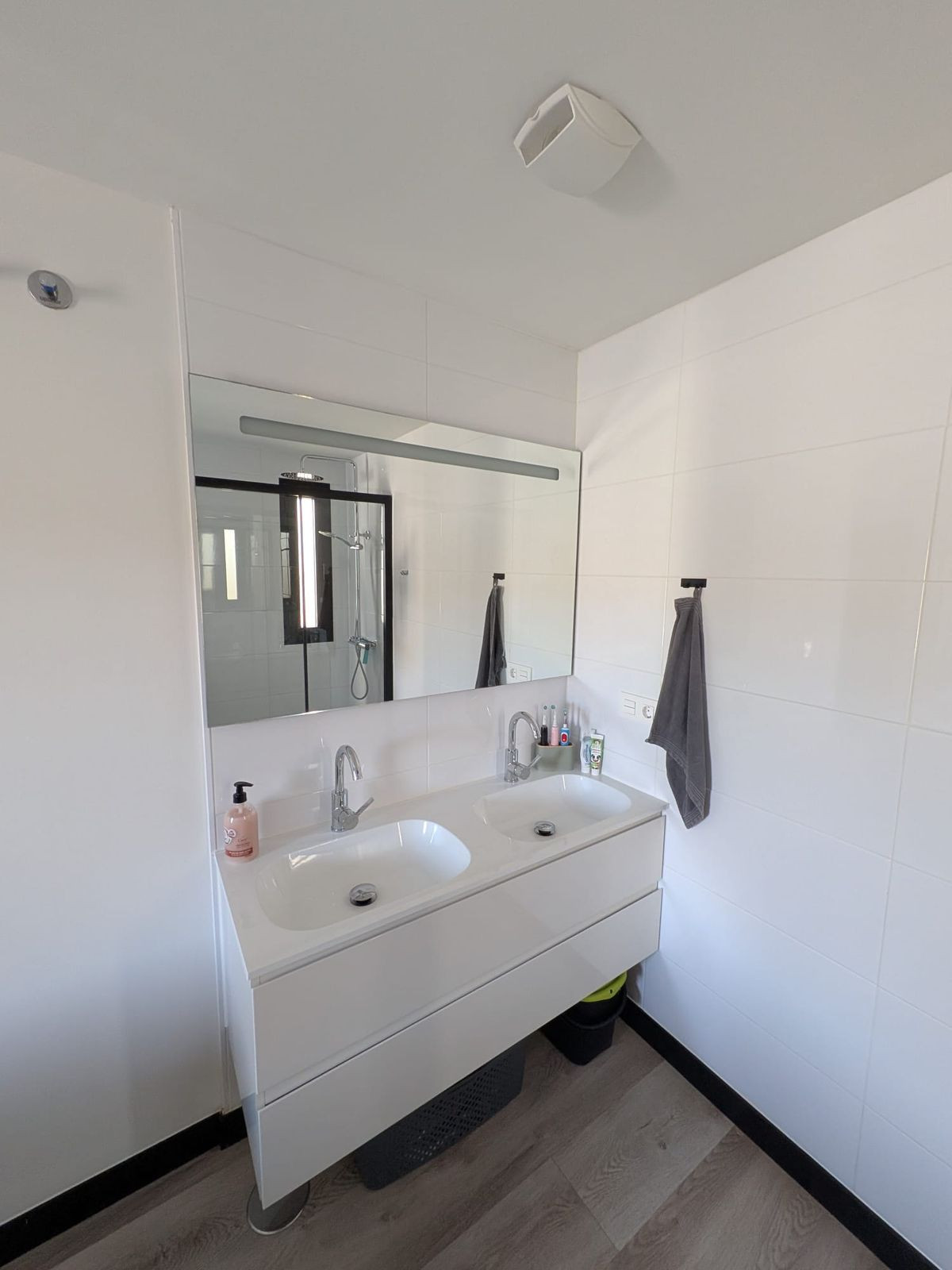 e0b5c77873ddde8932d8036e298da6fc - 27