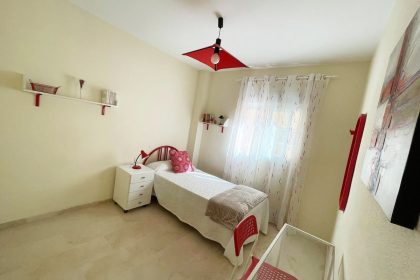 e0b79d94a36de90f52fe233e66acb8a6 - 12