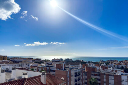 e0b83f106219f0be2e3b4c718d7af864 - 1