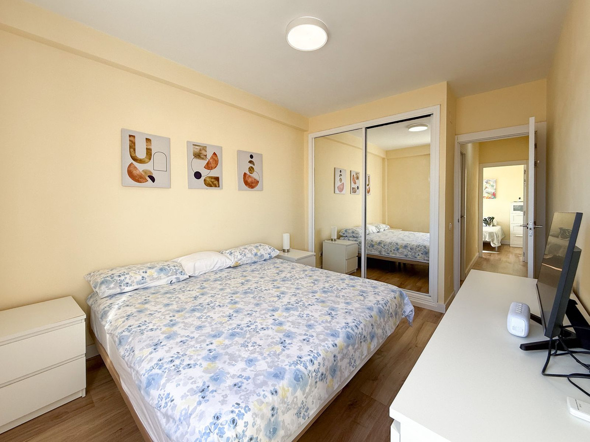 e0b83f106219f0be2e3b4c718d7af864 - 10