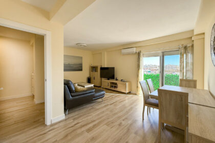 e0b83f106219f0be2e3b4c718d7af864 - 13