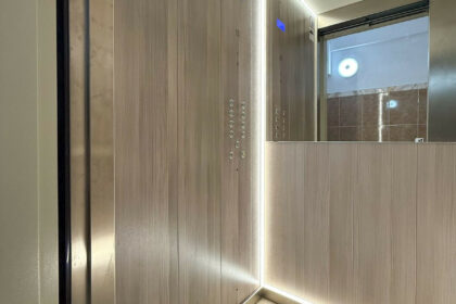 e0b83f106219f0be2e3b4c718d7af864 - 20