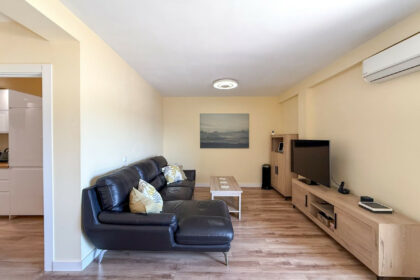 e0b83f106219f0be2e3b4c718d7af864 - 3