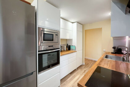 e0b83f106219f0be2e3b4c718d7af864 - 4