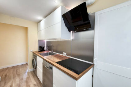 e0b83f106219f0be2e3b4c718d7af864 - 5