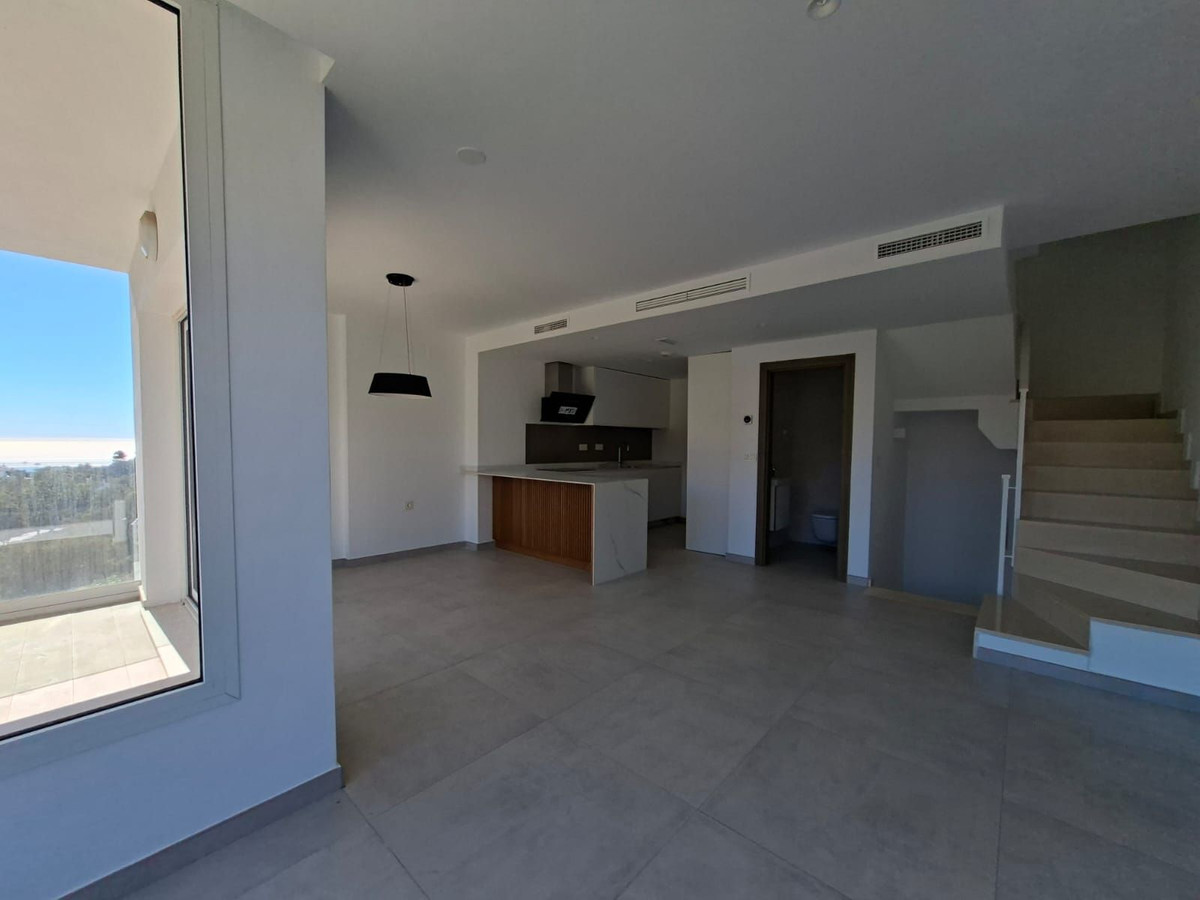 e0bd1ccf8e00822cf92c2c90aad13830 - 18