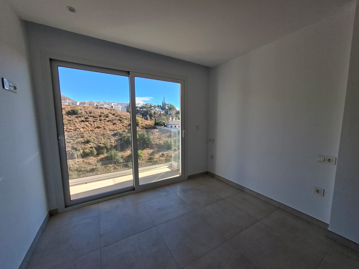 e0bd1ccf8e00822cf92c2c90aad13830 - 26