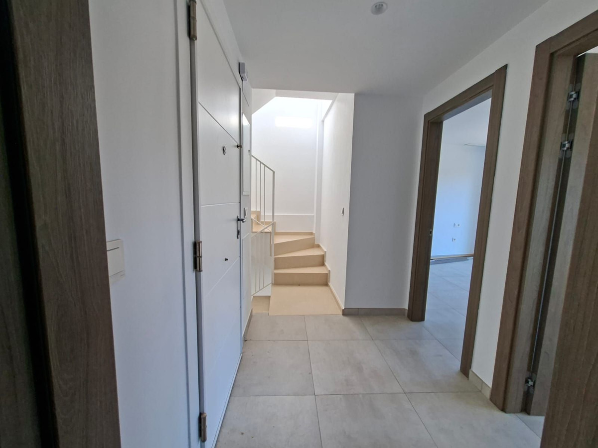 e0bd1ccf8e00822cf92c2c90aad13830 - 33