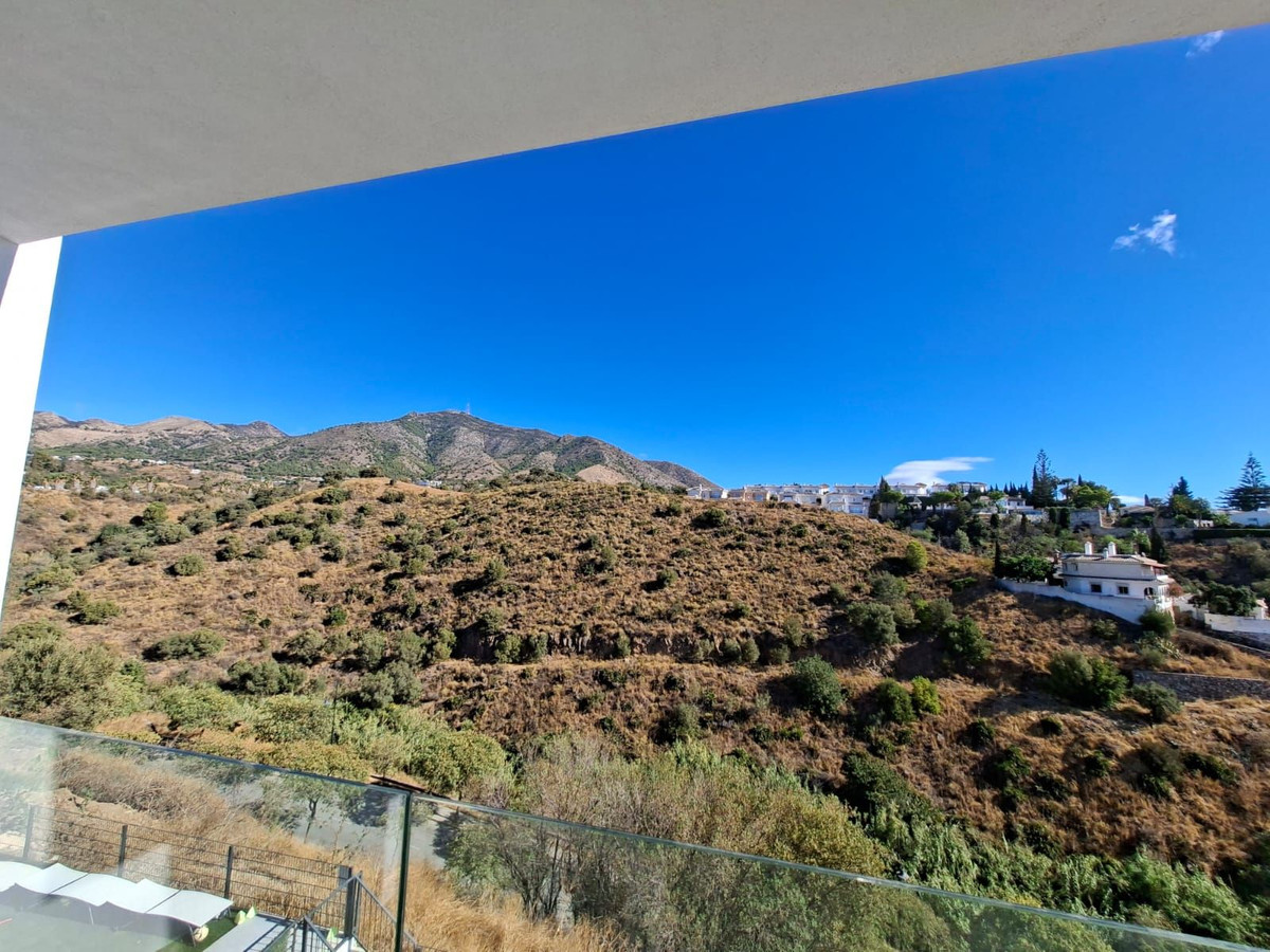 e0bd1ccf8e00822cf92c2c90aad13830 - 36