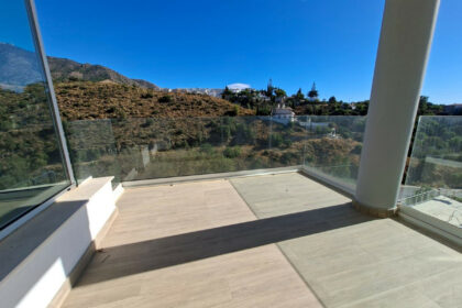 e0bd1ccf8e00822cf92c2c90aad13830 - 41