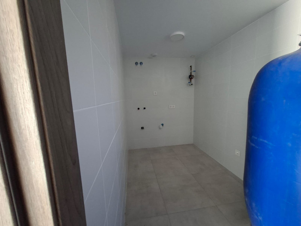 e0bd1ccf8e00822cf92c2c90aad13830 - 44