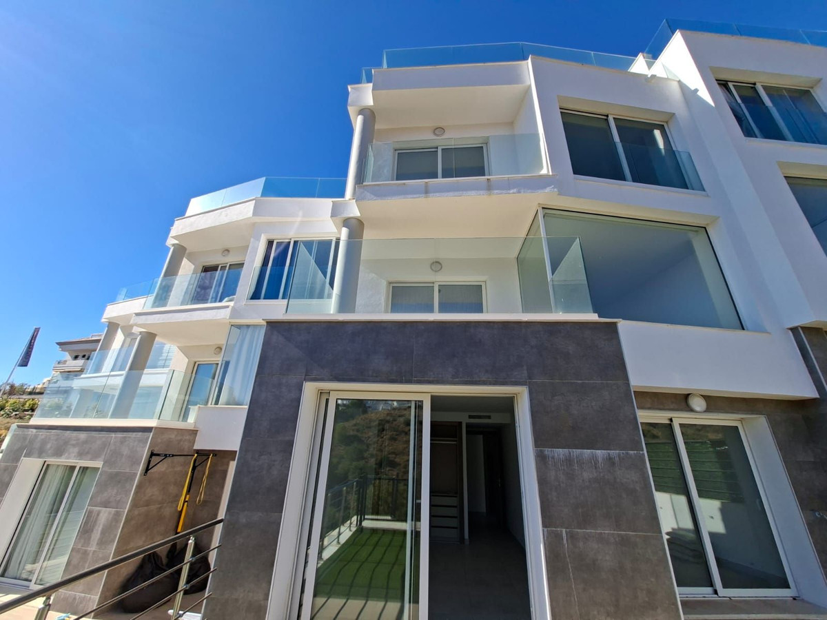 e0bd1ccf8e00822cf92c2c90aad13830 - 49