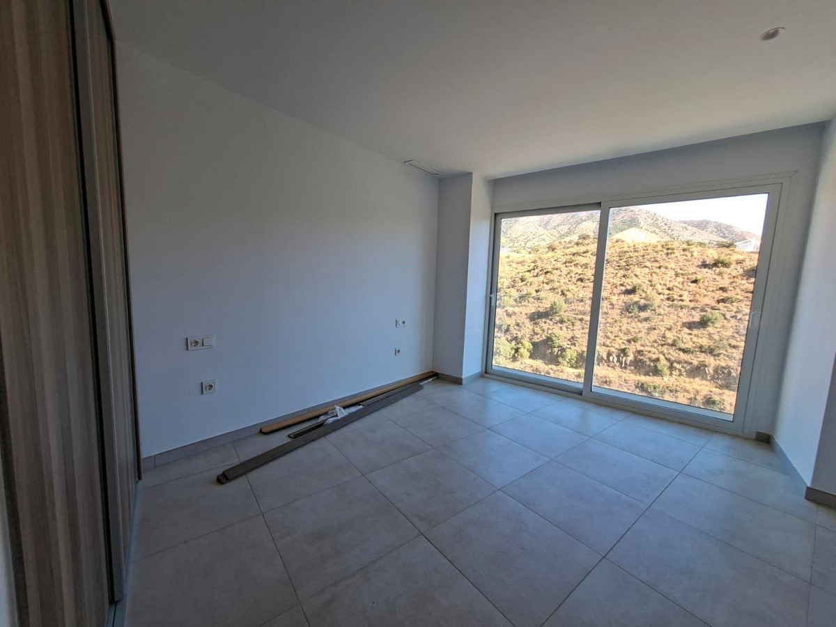 e0bd1ccf8e00822cf92c2c90aad13830 - 54