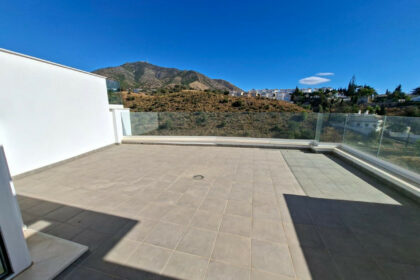 e0bd1ccf8e00822cf92c2c90aad13830 - 56